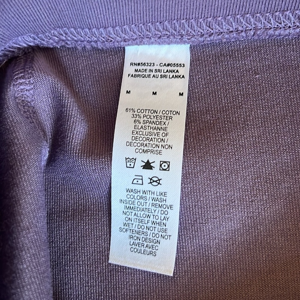 Nike Womens Lavender Leggings. Size Medium. New without tags. - Picture 3 of 3